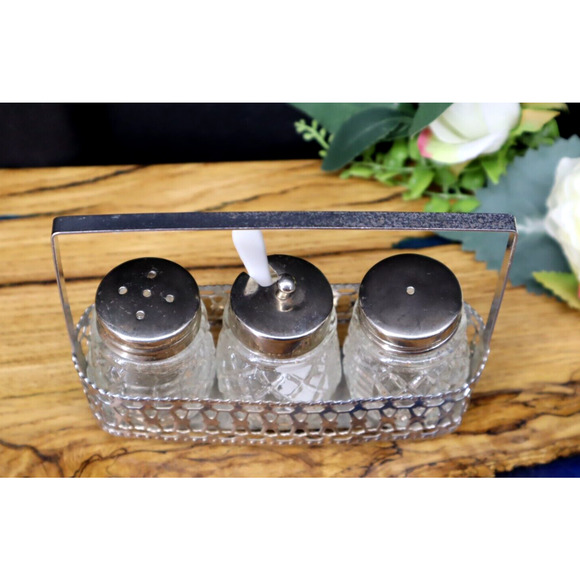 Vintage Arnart 5th Avenue Glass 3 Jar Condiment Salt & Pepper Set & Metal Stand - Picture 6 of 6